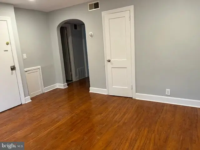 6319 Gardenia St, Philadelphia, PA 19144 - #2