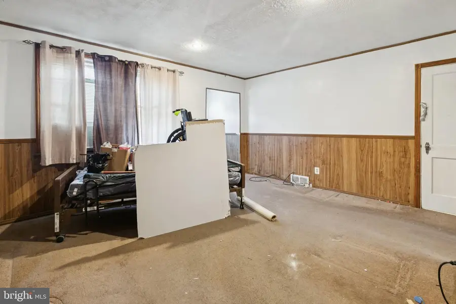 6240 Mulberry St, Philadelphia, PA 19135 - #3