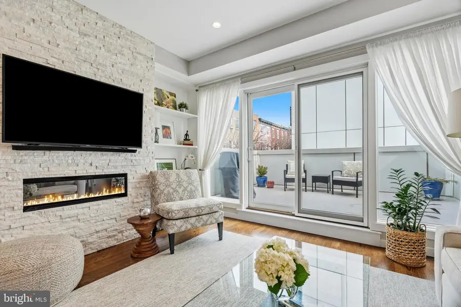 857 Corinthian Ave, Philadelphia, PA 19130 - #2