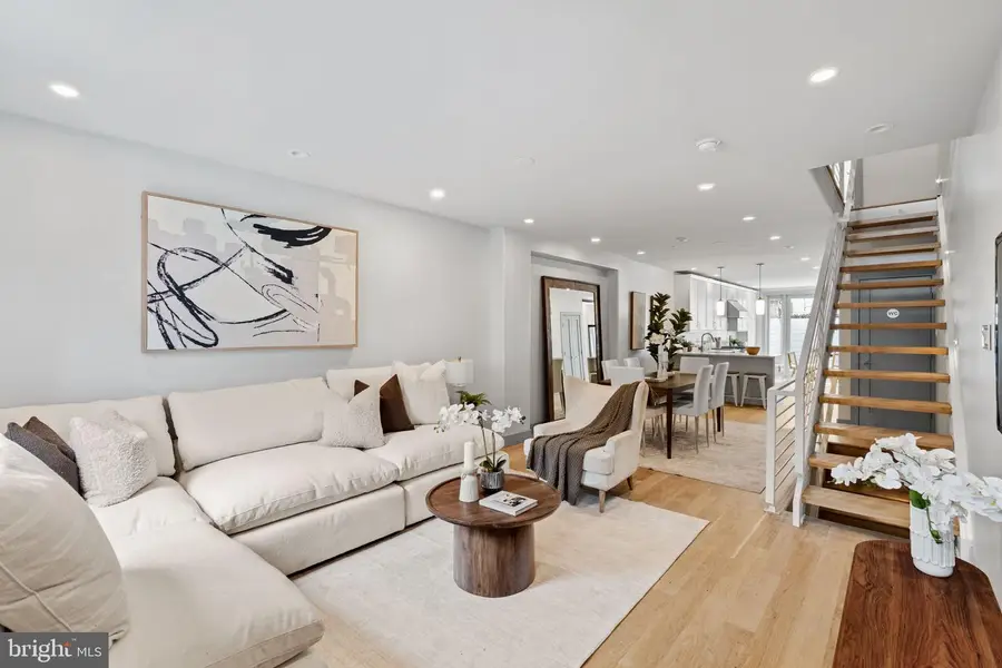 2426 Pine St, Philadelphia, PA 19103 - #2