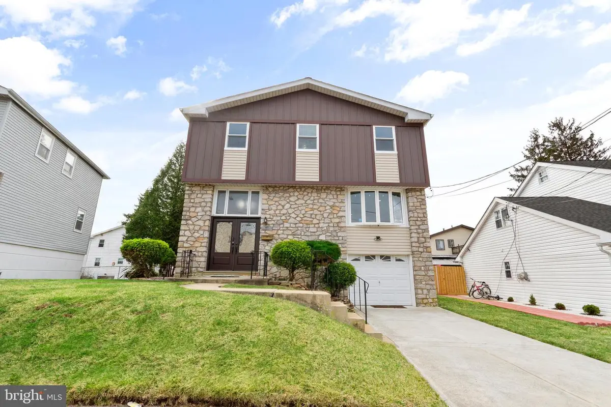 1877 Sanford St, Philadelphia, PA 19116 - #1