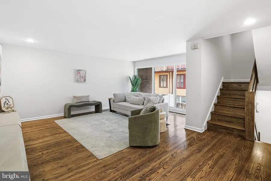 1124 1/2 Lombard St, Philadelphia, PA 19147 - #3