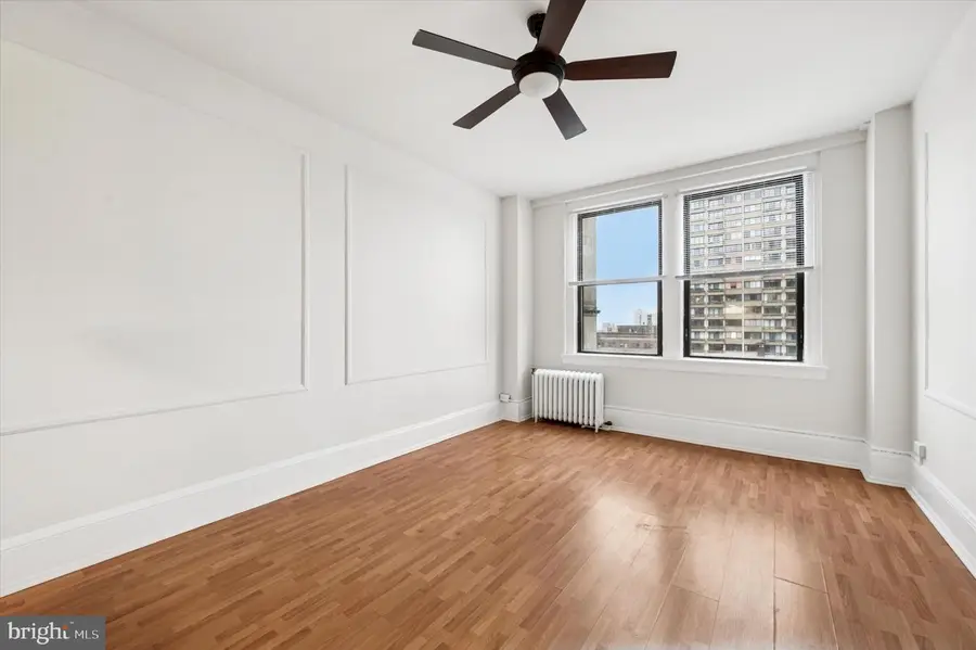 1324 Locust St #1121, Philadelphia, PA 19107 - #3