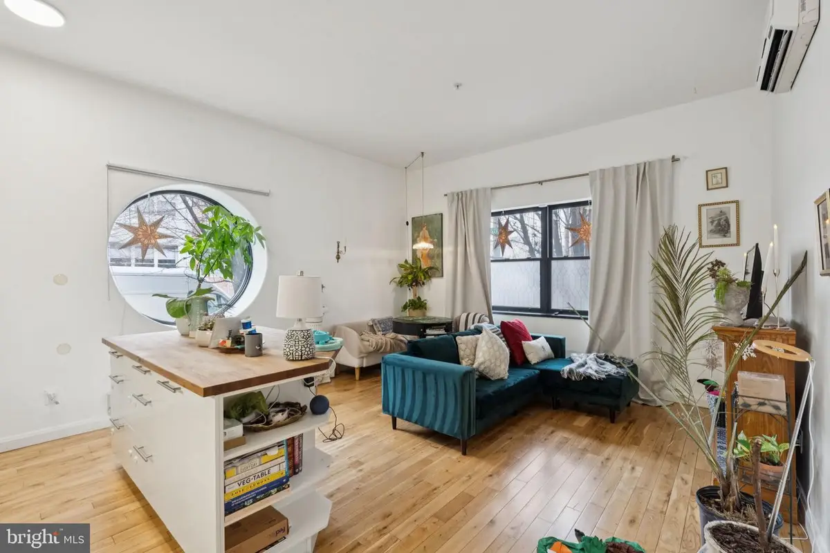 2101 Kimball St #1, Philadelphia, PA 19146 - #1