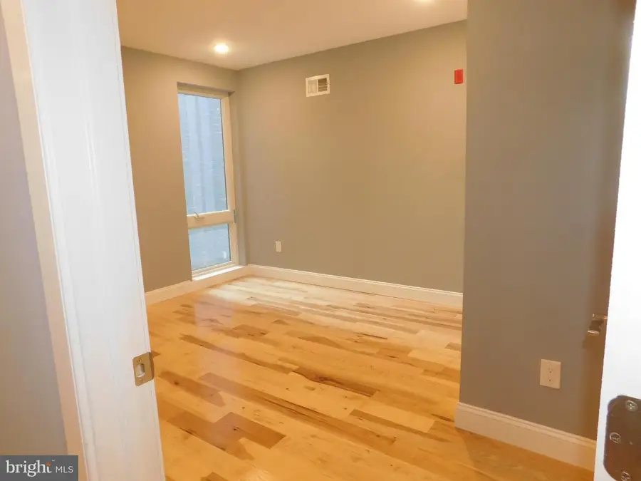 751 S 17th St, Philadelphia, PA 19146 - #3