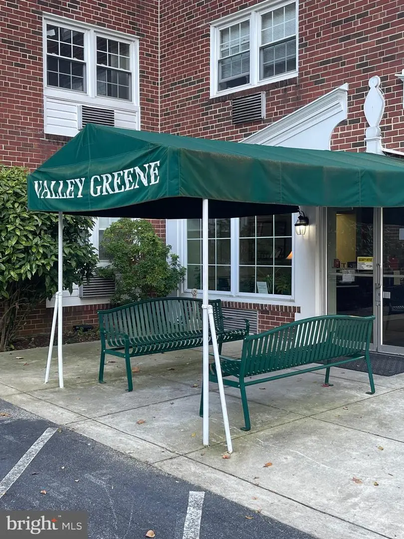 5720-00 Wissahickon Ave, Philadelphia, PA 19144 - #1