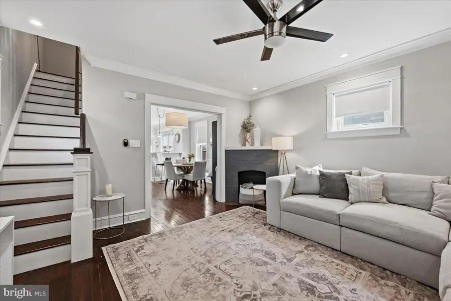 4260 Houghton St, Philadelphia, PA 19128 - #3