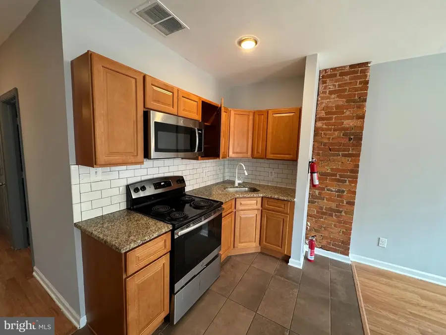 3306 N 13th St, Philadelphia, PA 19140 - #2