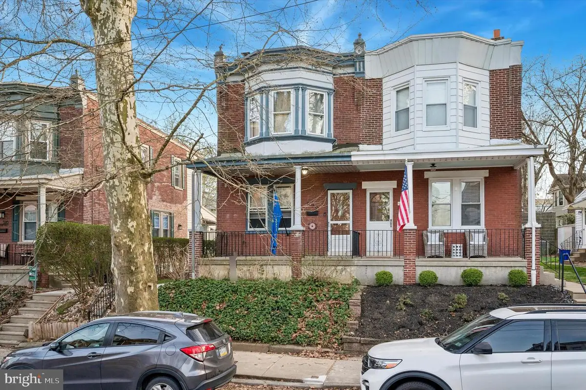 526 Arthur St, Philadelphia, PA 19111 - #1