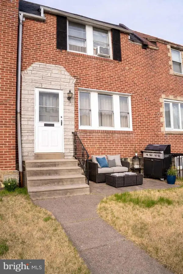 203 E Howell St, PHILADELPHIA, PA 19120