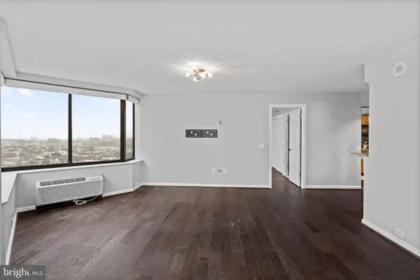 2001 Hamilton St #2001, PHILADELPHIA, PA 19130