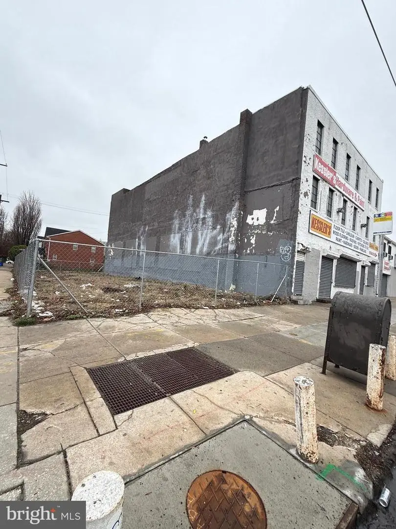 1200-2 W Girard Ave, Philadelphia, PA 19123 - #3