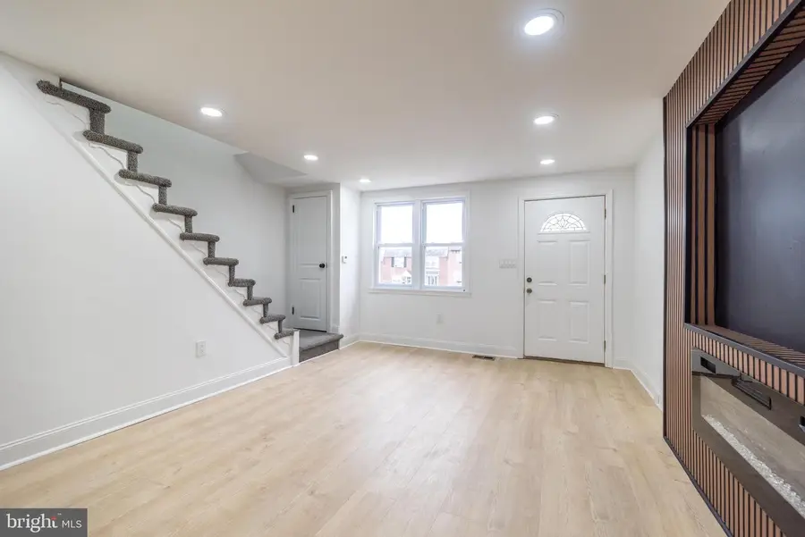 1371 Westbury Dr, Philadelphia, PA 19151 - #3