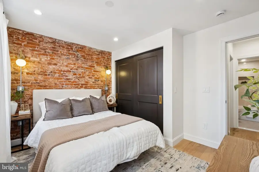 1804 Waterloo St, Philadelphia, PA 19122 - #3