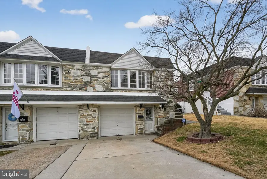 720 Hill Rd, Philadelphia, PA 19128 - #2