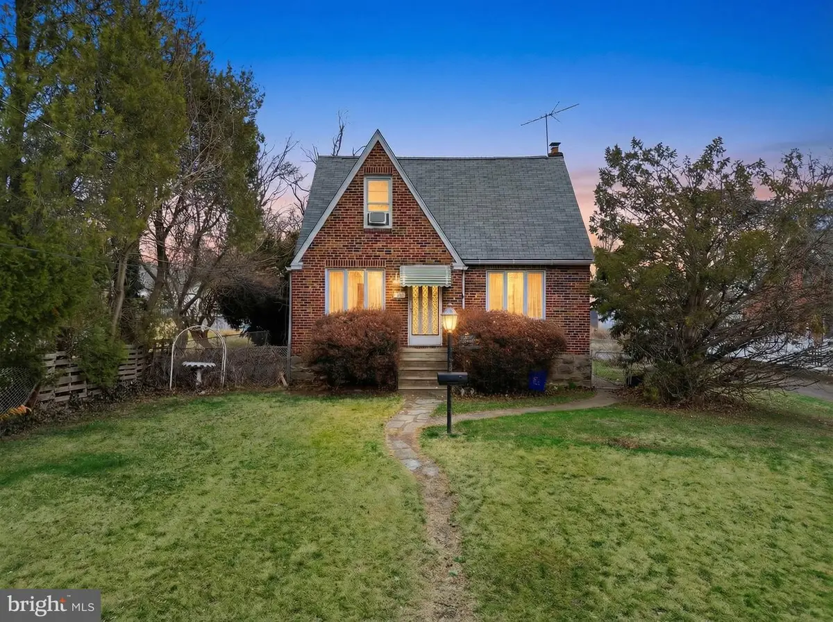 4349 Aubrey Ave, Philadelphia, PA 19114 - #1