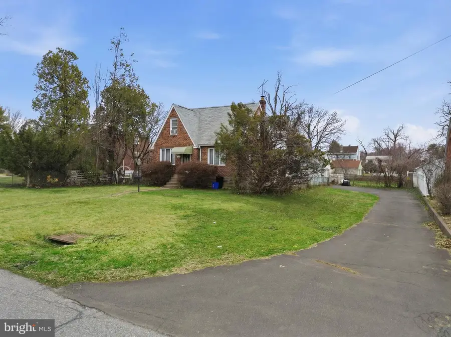 4349 Aubrey Ave, Philadelphia, PA 19114 - #2