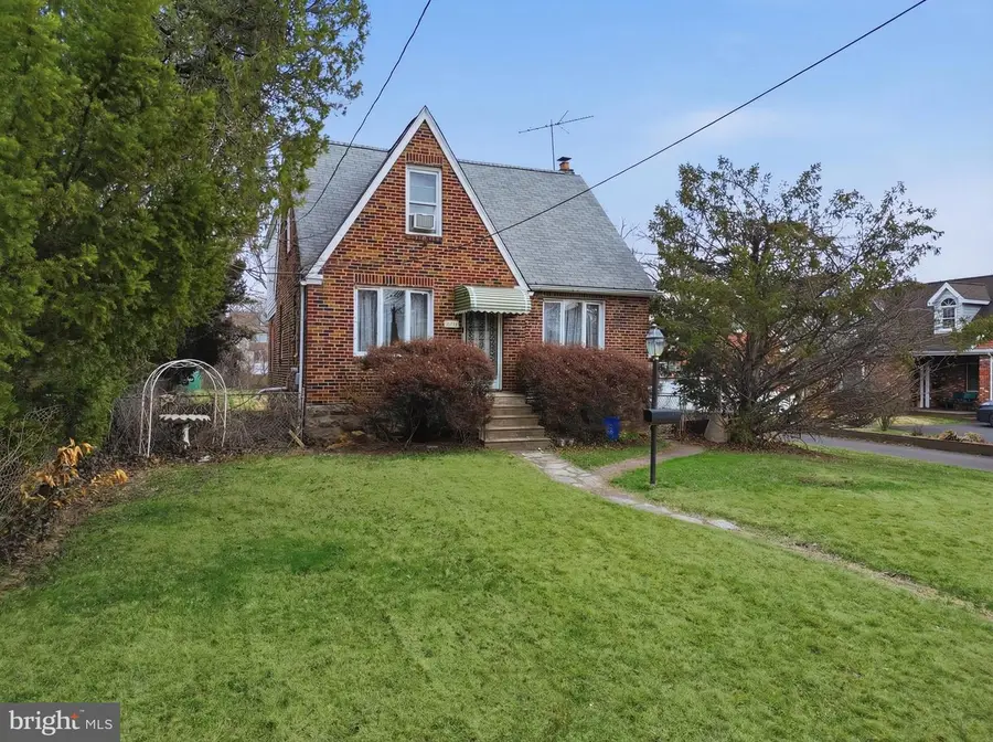 4349 Aubrey Ave, Philadelphia, PA 19114 - #3