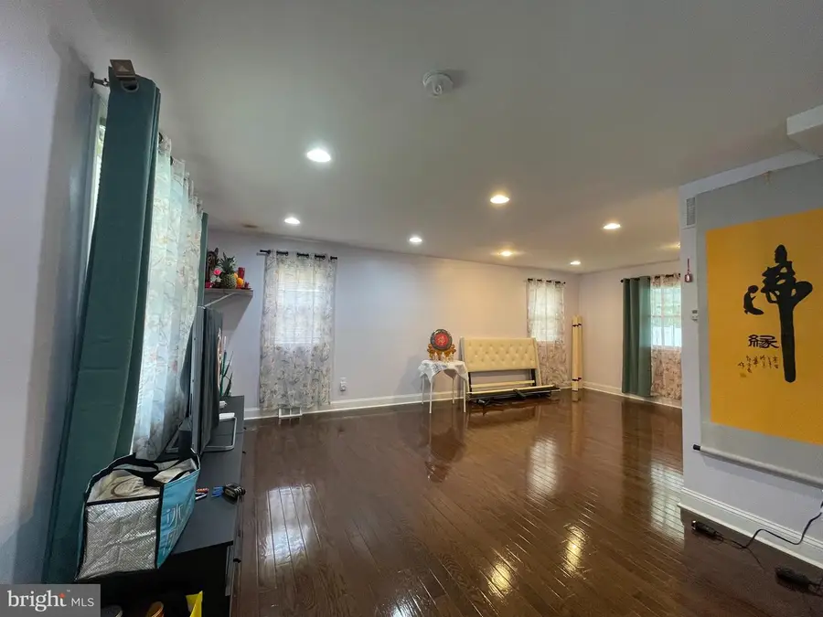 870 Morefield Rd, Philadelphia, PA 19115 - #2