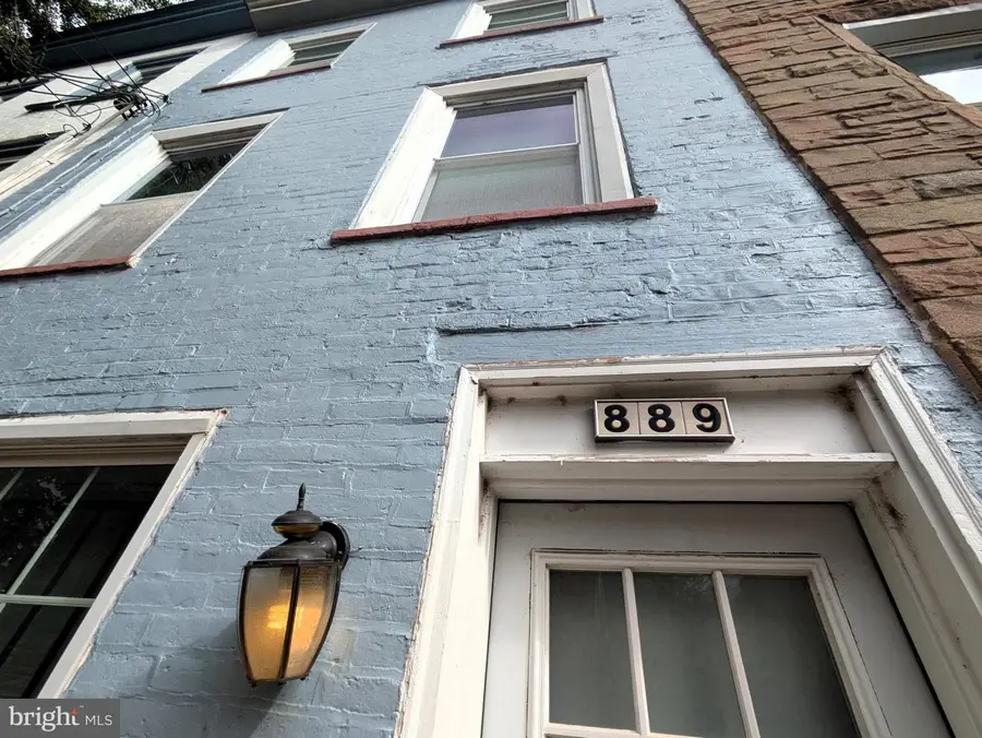 889 N Lecount St, Philadelphia, PA 19130 - #3