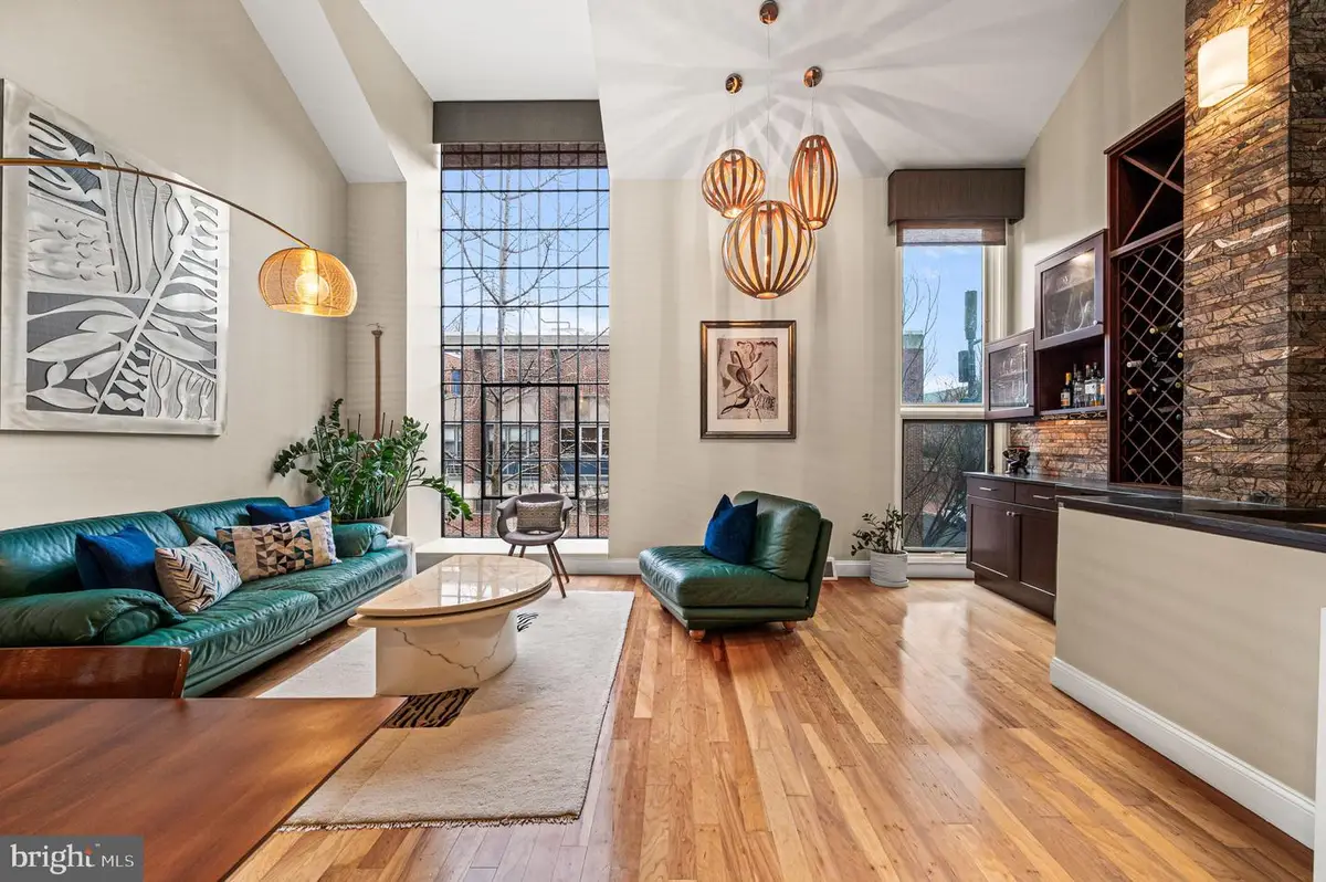 38 Saint James Ct, Philadelphia, PA 19106 - #1