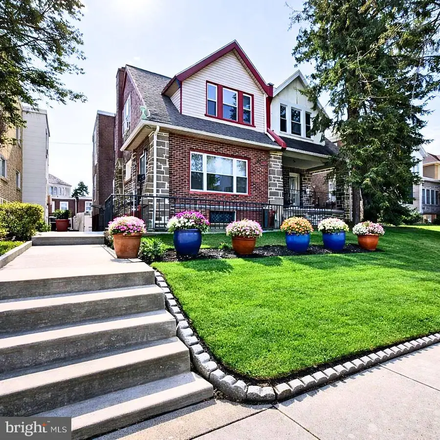 1014 E Rittenhouse St, Philadelphia, PA 19138 - #2