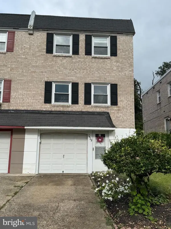 7529 Valley Ave, PHILADELPHIA, PA 19128