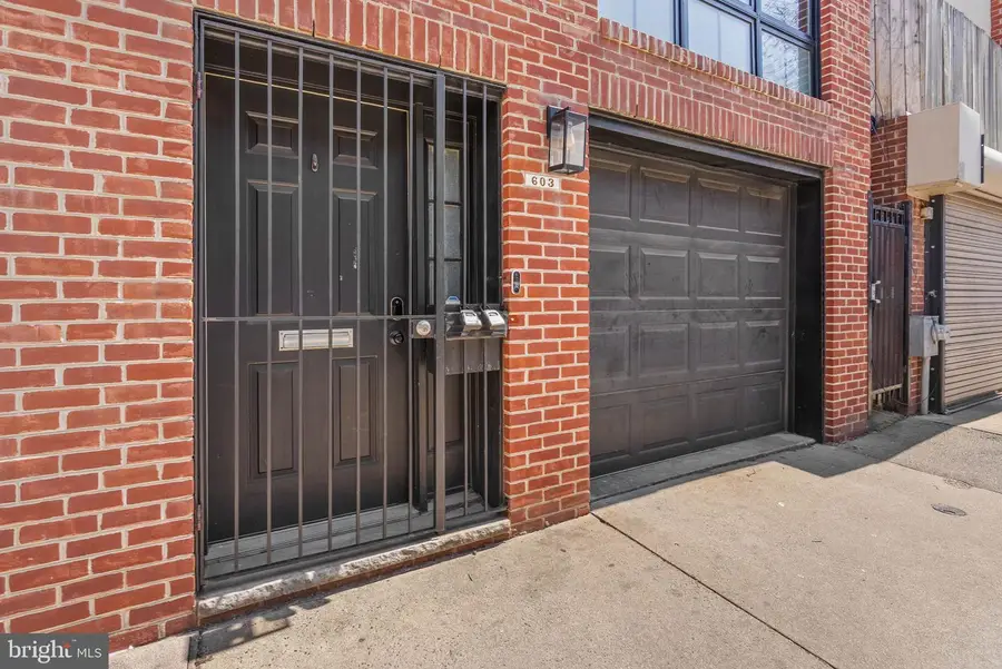 603 S 17th St, Philadelphia, PA 19146 - #2