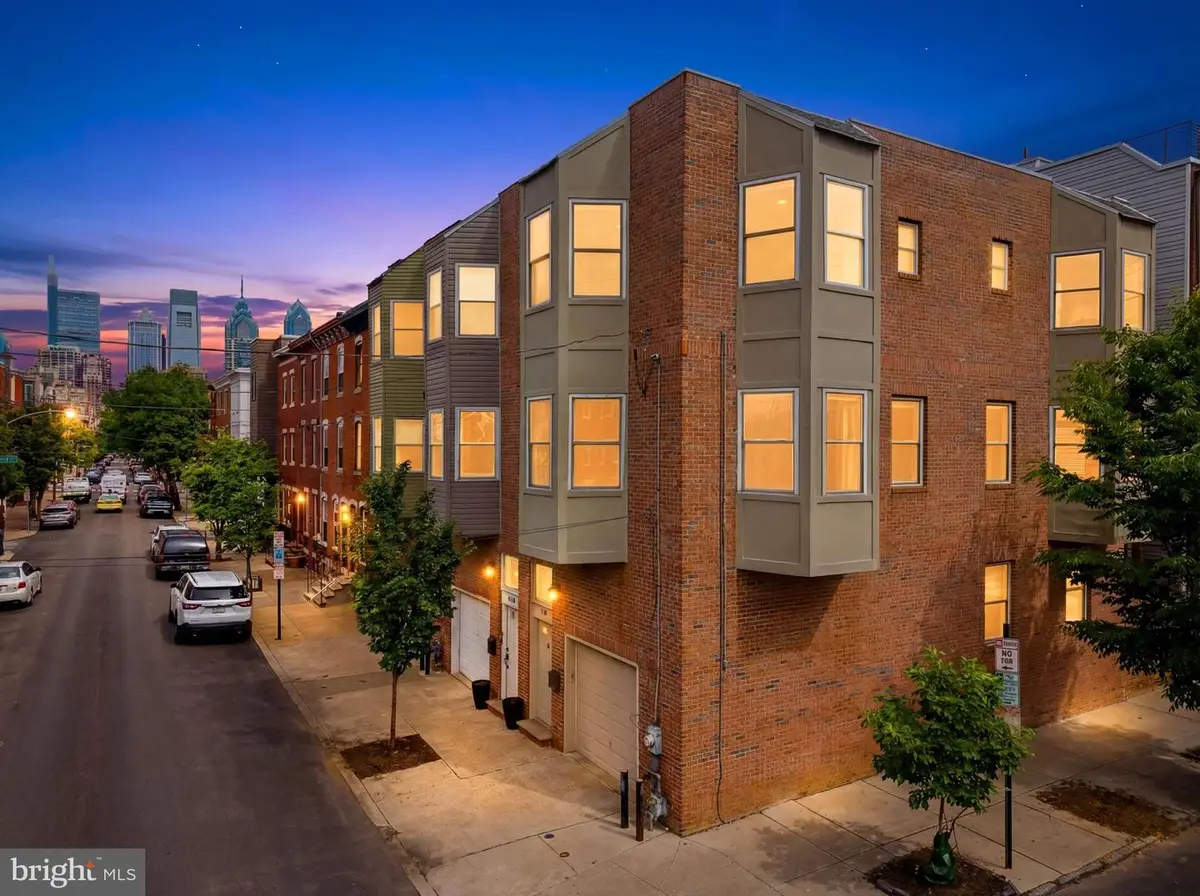 931 S 18th St, Philadelphia, PA 19146 - #1