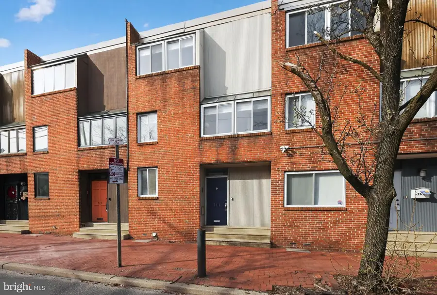 711 Lombard St, Philadelphia, PA 19147 - #2