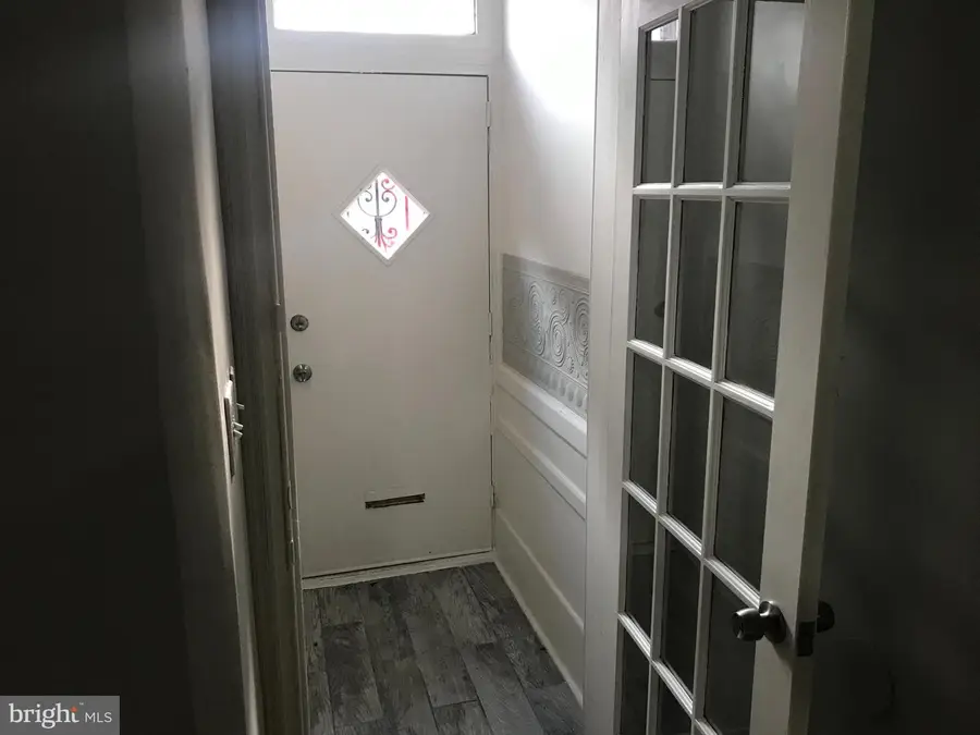 1735 Edgley St, Philadelphia, PA 19121 - #2