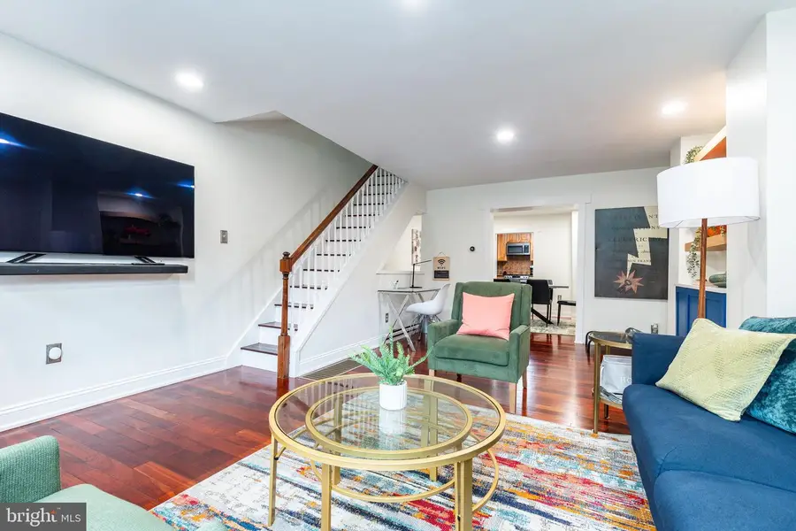 2528 Carpenter St, Philadelphia, PA 19146 - #2