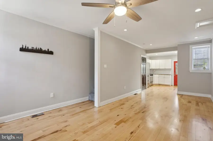 1930 Pierce St, Philadelphia, PA 19145 - #3