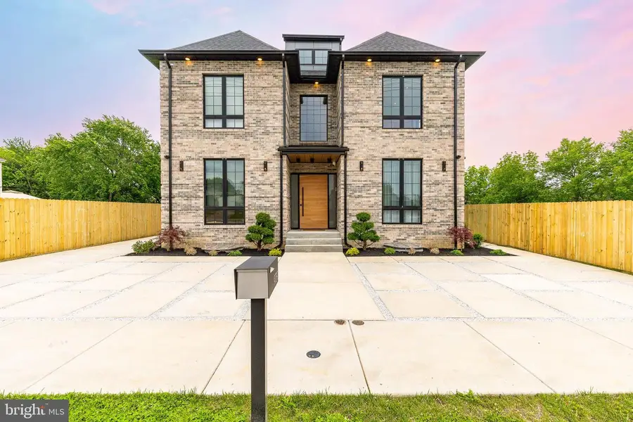 9739-00 Krewstown Rd, Philadelphia, PA 19115 - #2