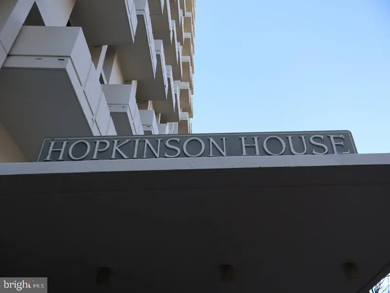 604-36 S Washington Sq #2411, Philadelphia, PA 19106 - #2