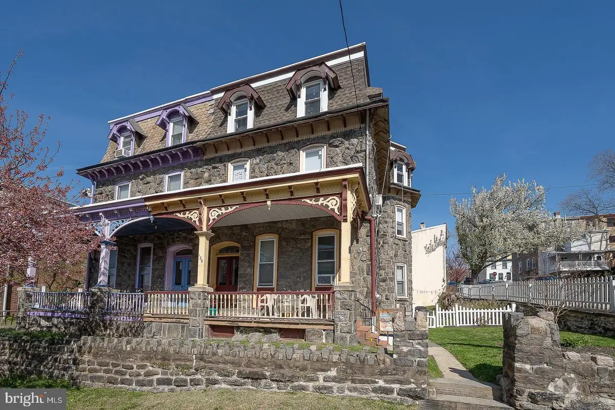 129 Sumac St, Philadelphia, PA 19128 - #1
