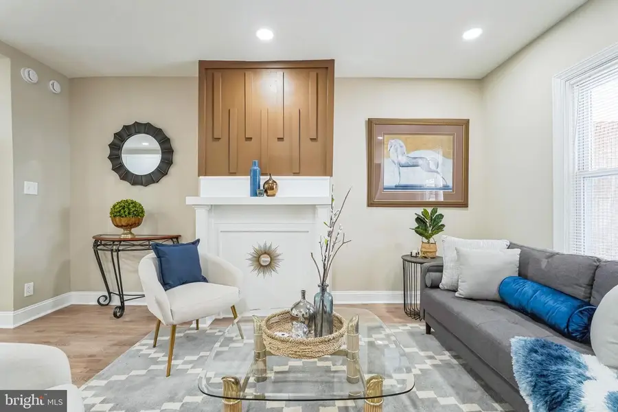 1915 W Airdrie St, Philadelphia, PA 19140 - #2