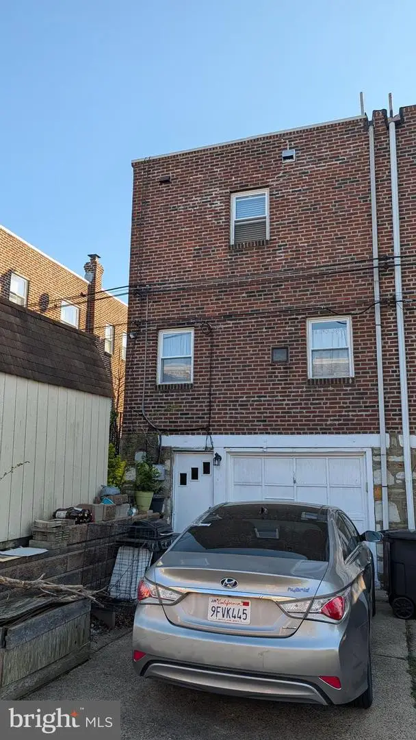 1803 Hoffnagle St, Philadelphia, PA 19152 - #2