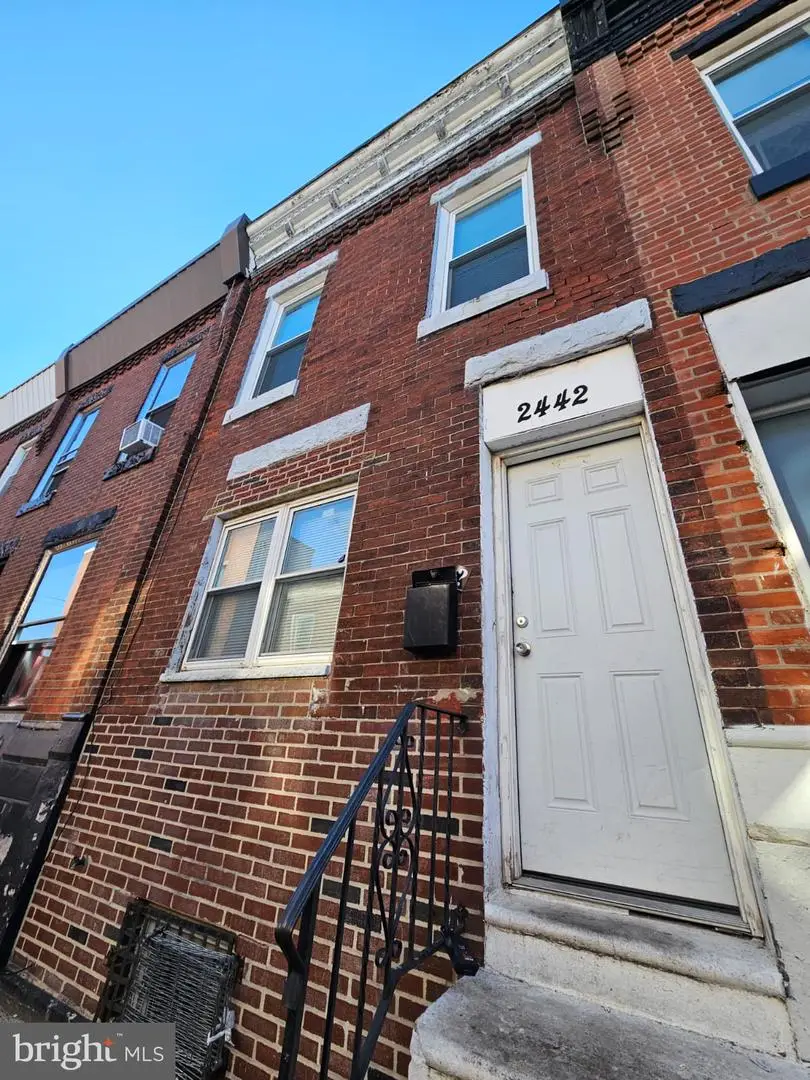 2442 S Sheridan St, Philadelphia, PA 19148 - #1