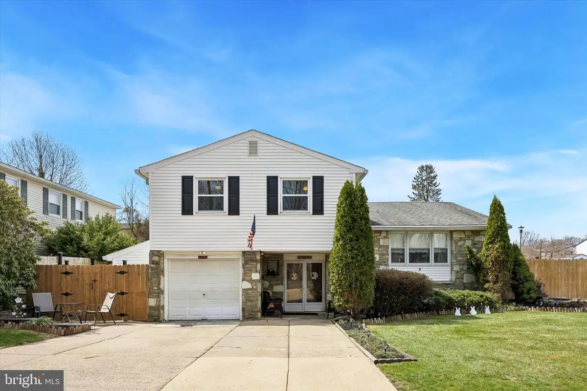 400-00 Woodhaven Rd, Philadelphia, PA 19116 - #1