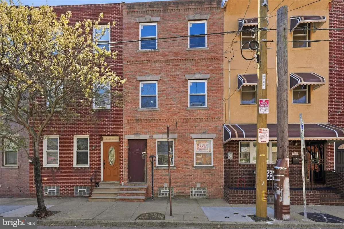 2010 Ellsworth St, Philadelphia, PA 19146 - #1