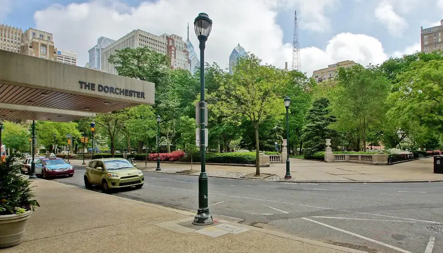 224-30 W Rittenhouse Sq #1002, Philadelphia, PA 19103 - #2