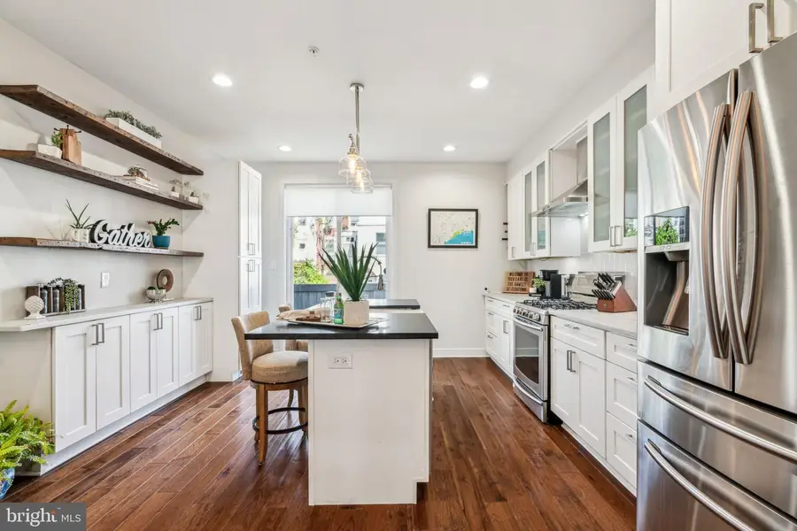 1029 Earl St, Philadelphia, PA 19125 - #3