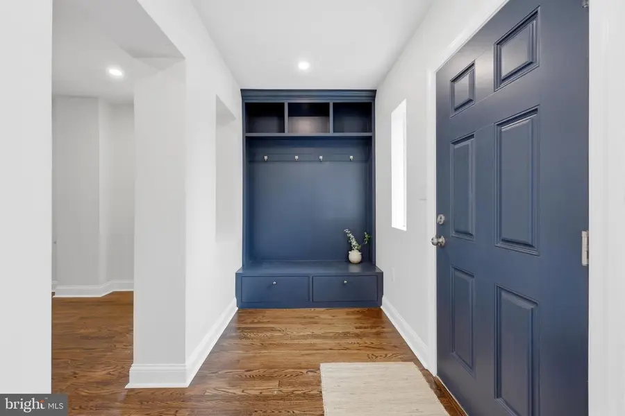 7121 Guyer Ave, Philadelphia, PA 19153 - #3