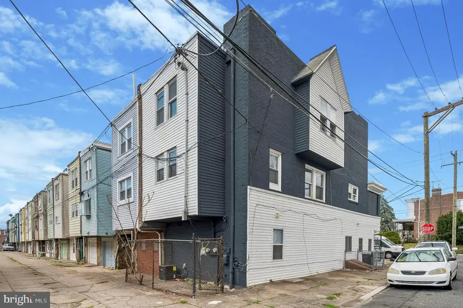 7737 Walker St, Philadelphia, PA 19136 - #2