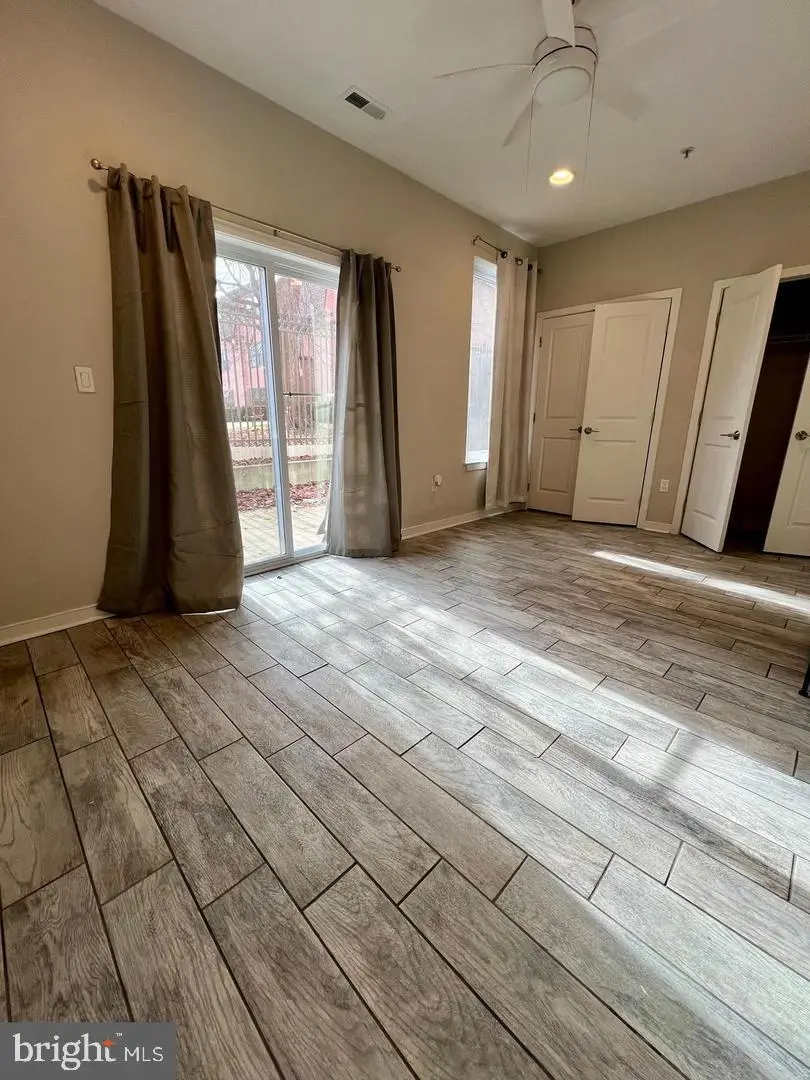 606 W Jefferson St, Philadelphia, PA 19122 - #3