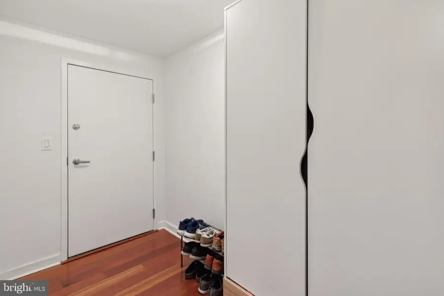 219-29 S 18th St #414, Philadelphia, PA 19103 - #2