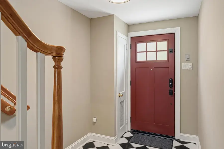 2329 Locust St, Philadelphia, PA 19103 - #2