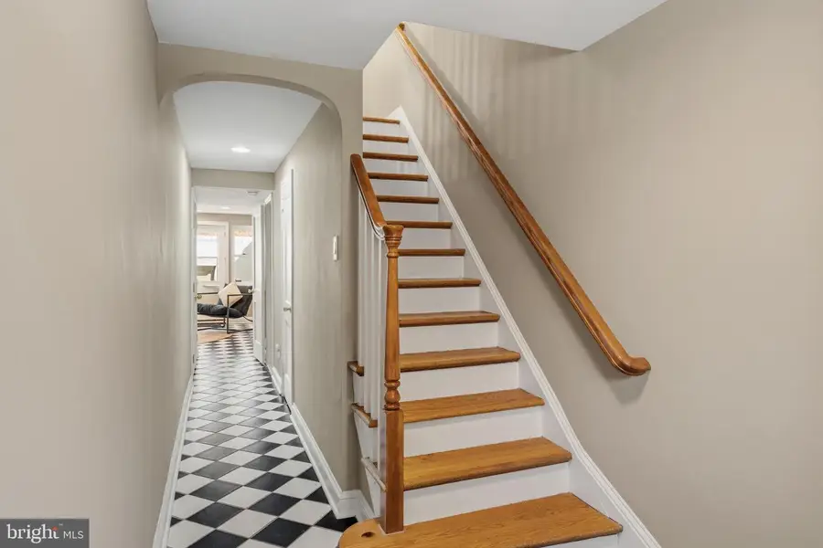2329 Locust St, Philadelphia, PA 19103 - #3
