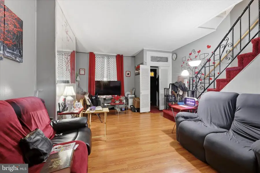 1527 N Dover St, Philadelphia, PA 19121 - #2